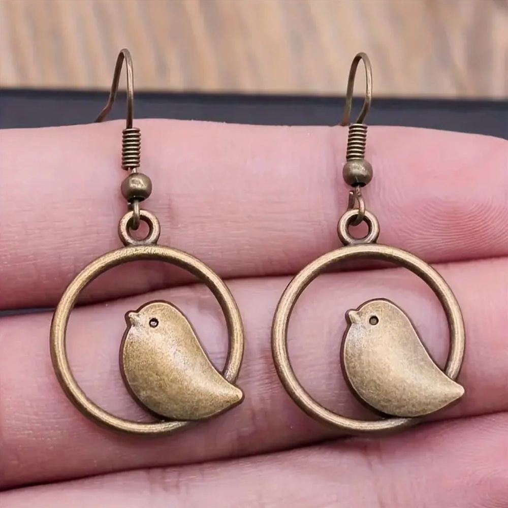 Vintage Bird Earrings - Picture 2 of 3